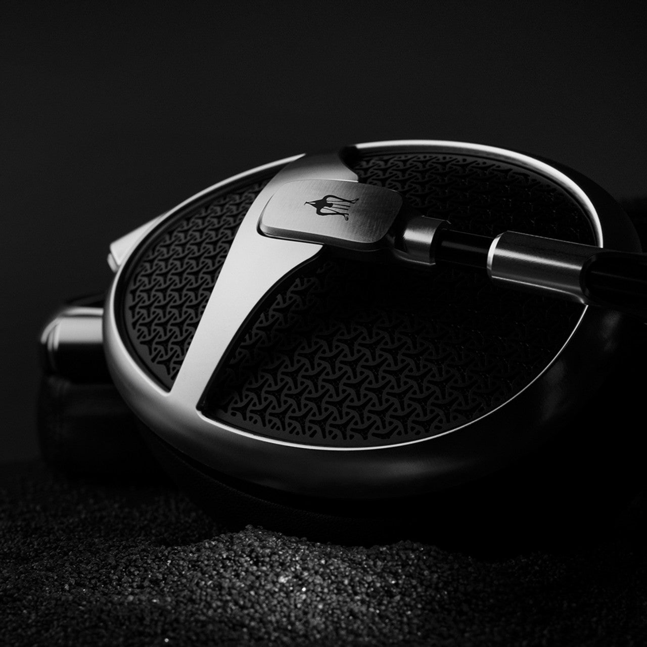 Meze Audio Elite Tungsten Headphone [ Vinyl ]