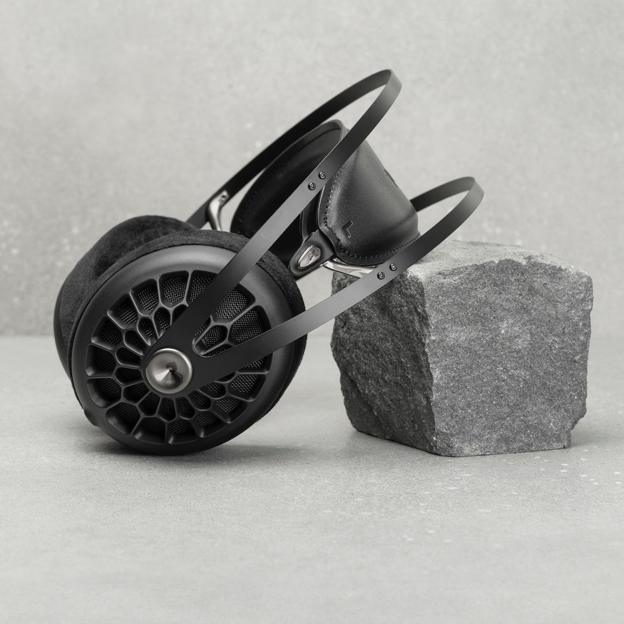 Meze Audio 105 AER Headhpone [ Vinyl ]
