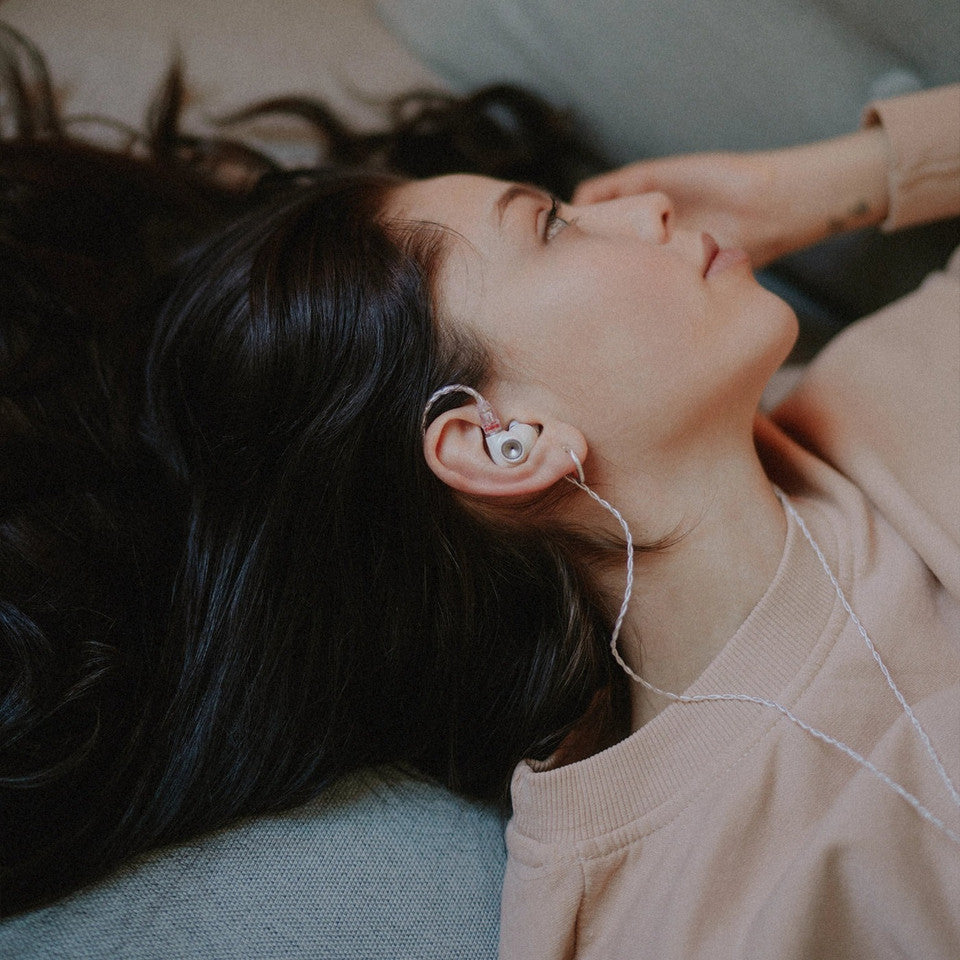 Meze Alba In-Ear Headphones with USB-C Adapter [ Vinyl ]