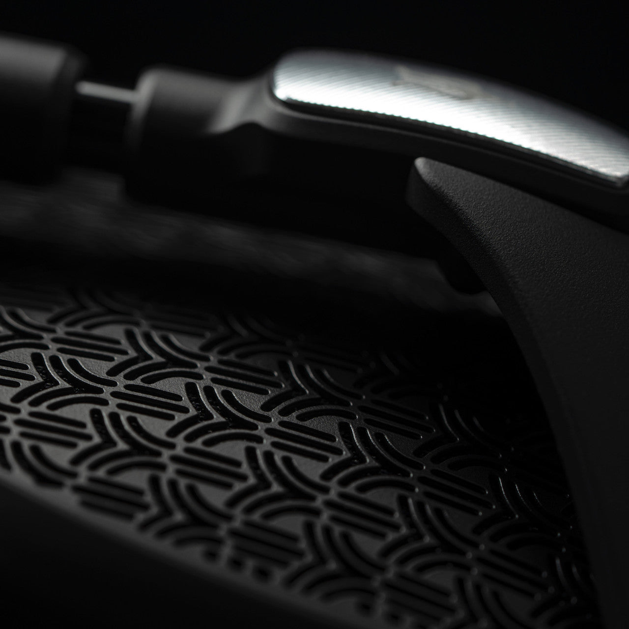 Meze Empyrean II Isodynamic Planar Magnetic Headphones [ Vinyl ]