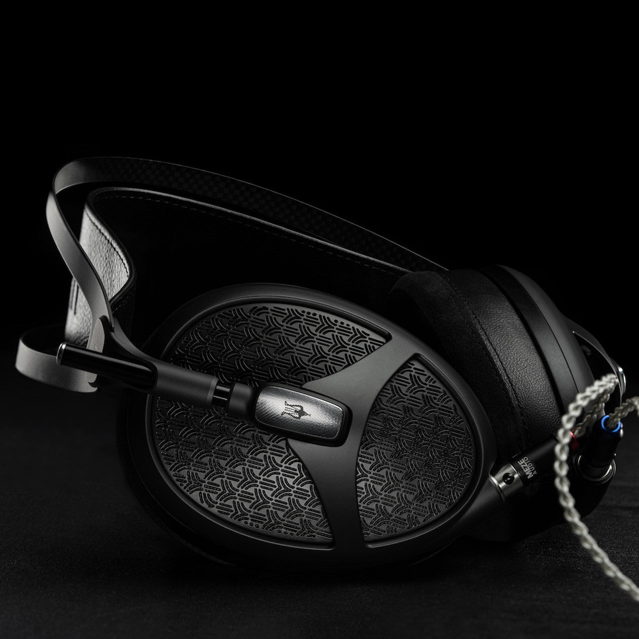 Meze Empyrean II Isodynamic Planar Magnetic Headphones [ Vinyl ]