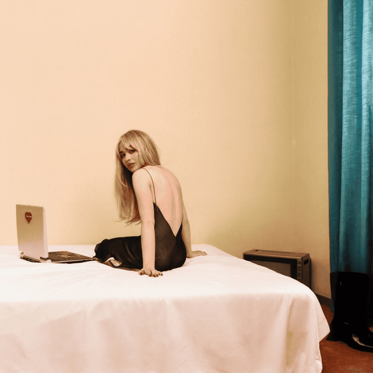 SABRINA CARPENTER - Emails I Can't Send Vinyl { vinyl }